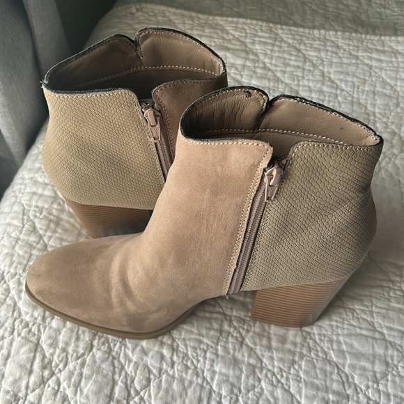 Sun + Stone Booties - Picture 3 of 4